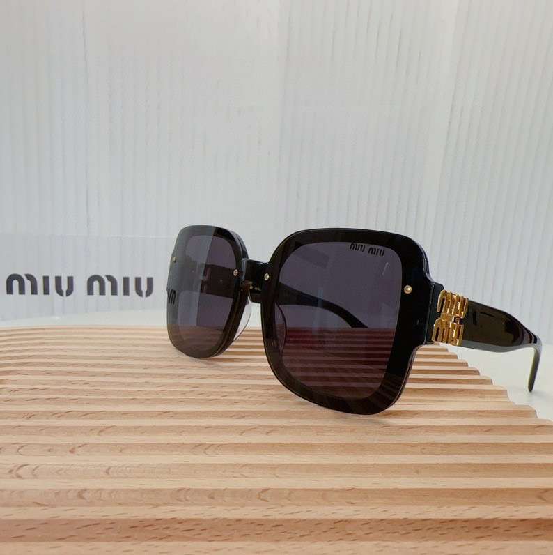 Picture of MiuMiu Sunglasses _SKUfw50166646fw